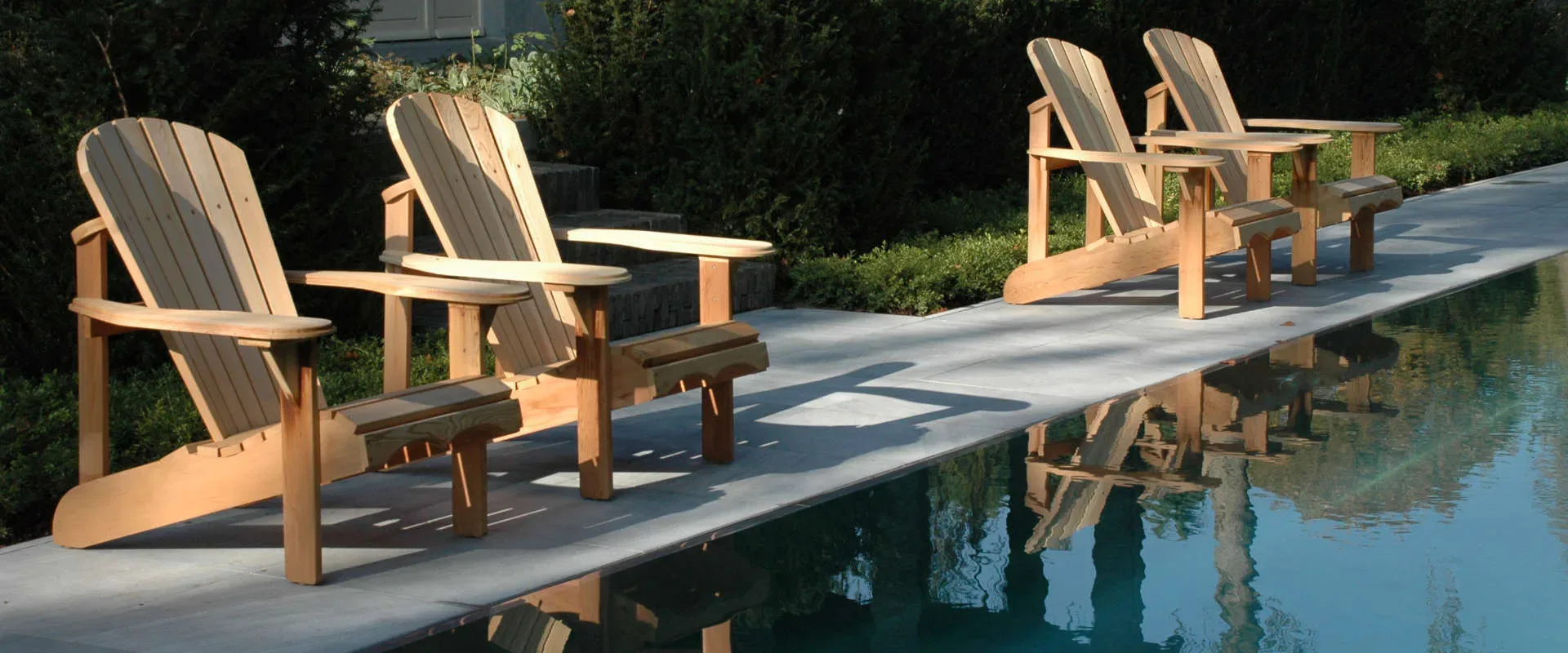 Adirondack Stuhl Schweiz: original Bear Chair aus kanadischer Western Red Cedar
